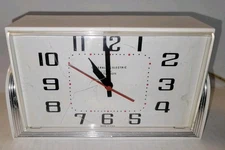 Vintage MCM General Electric (Telechron) Clock Model 2H47  White/Silver 1950s 