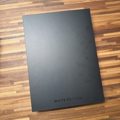 Vault X Exo-Tech White Edition 9 Pocket Binder - 20 Pages/360 Cards - Brand New