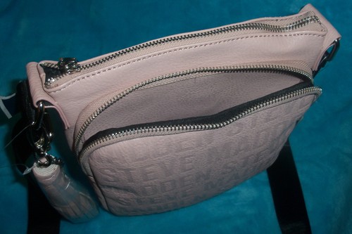 New W/ Tag STEVE MADDEN Pale Pink BGlamm Signature Logo Crossbody Bag - Picture 16 of 17