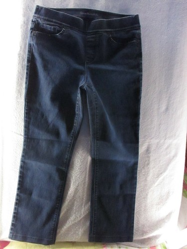 gloria vanderbilt avery straight leg 