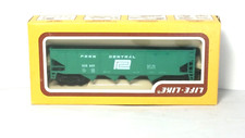 Vintage Life Like HO Scale 40' Hopper Penn Central 258 601 8579