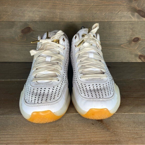 Nike Kobe X Mens size 8.5 shoes white leather athletic