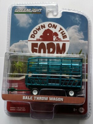 GREENLIGHT Down on The Farm  * Bâle Throw Wagon * green machine. Never opened!