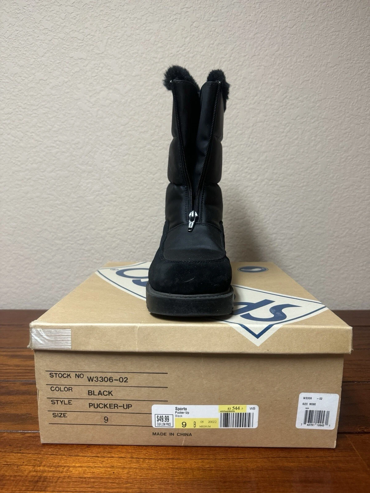 Sporto Black Lined Rubber Sole Winter Boots Women's Size 9
Opens in a new window or tab