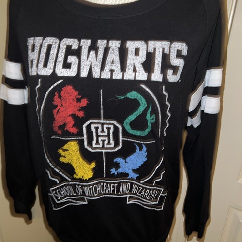 Harry Potter Gryffindor Sweater Medium Hogwarts School Of Witchcraft Wizardry - Picture 2 of 8