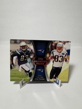 2012 Topps Paramount Pairs #PALW Brandon Lloyd/Wes Welker NEW ENGLAND  PATRIOTS