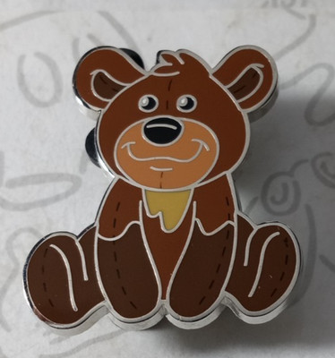pinクマ Koda the Brown Cub Pixie Plush Brother Bear Mystery Disney Pin