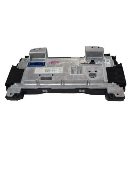 Sistema de entretenimiento reproductor de pantalla Info-GPS-TV compatible con 16-19 ESCALADE 590900 Foto 3 de 4