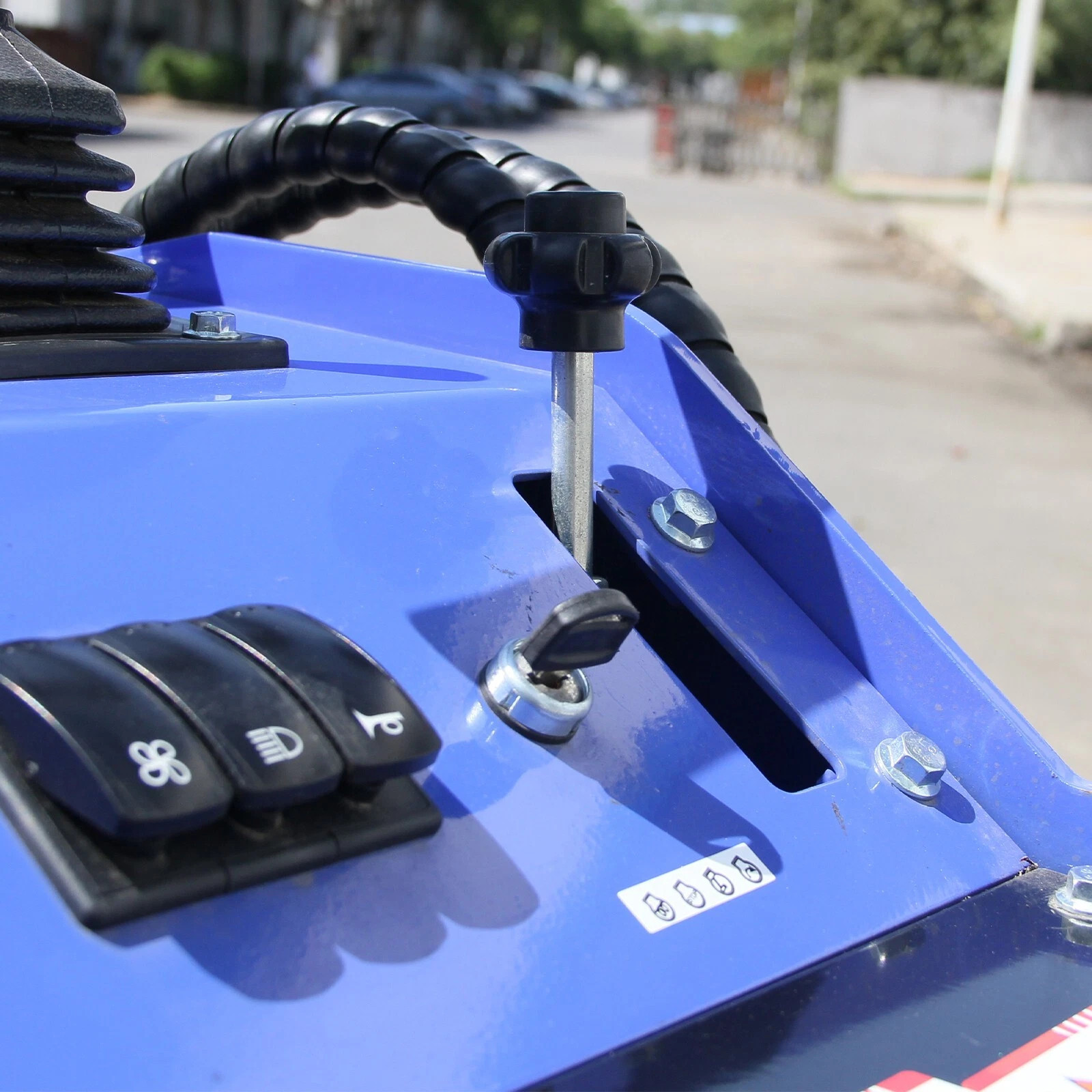 Upgraded 2025 Brand New 23HP Mini Skid Steer Track Loader Twin Cylinder USA Spot