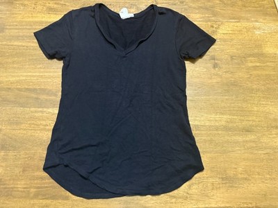 White Crow Shirt, Women's Size XS, Black, Short Sleeve, V-neck