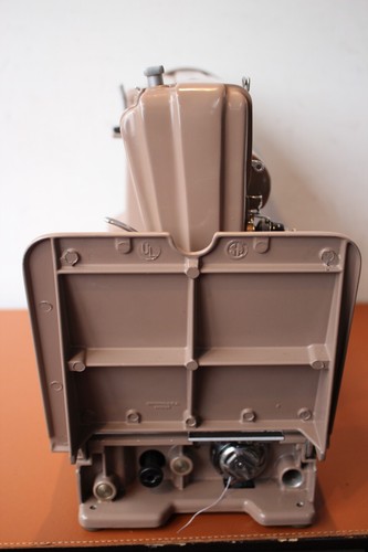 1950'S Singer 301A Sewing Machine w/Pedal and Case - Picture 11 of 21