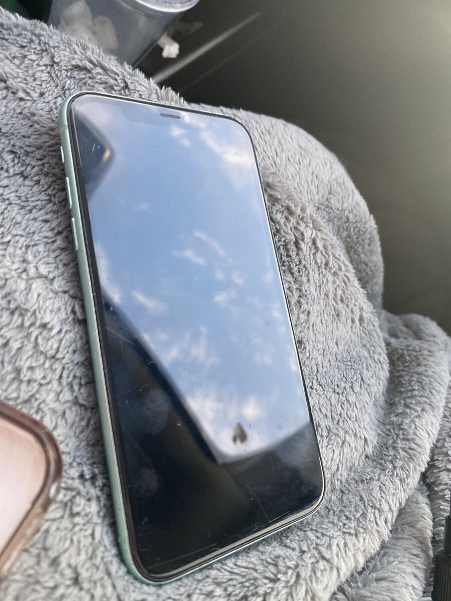 Apple iPhone 11 - 64GB - Green (Unlocked) A2111 (CDMA + GSM Apple iPhone 11 - 64GB - Green (Unlocked) A2111 (CDMA + GSM