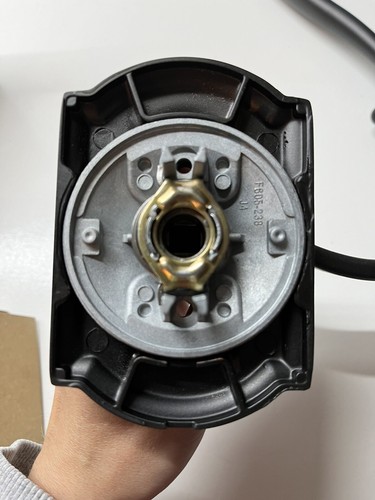 Juego de manijas Schlage FE285Cam 716Acc bronce envejecido camelot - Imagen 7 de 9