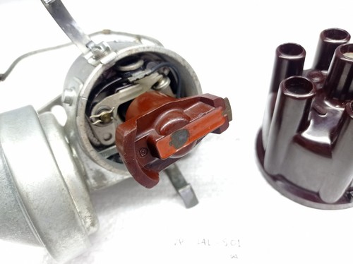 ex Army Land Rover FFR Ignition Distributor Bosch 9 230 061 651 U-JFU 6 - Picture 7 of 8