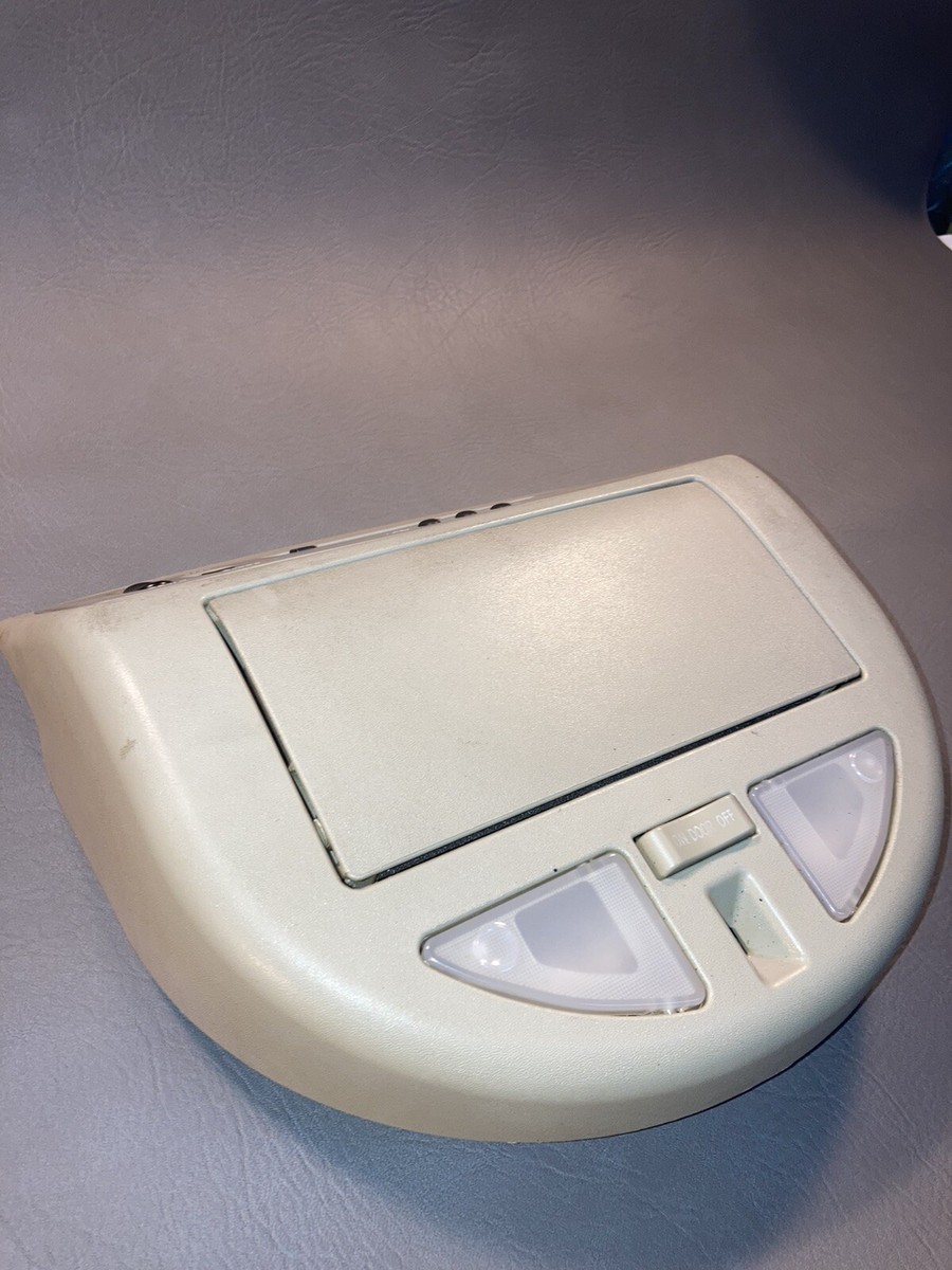 04-07 NISSAN ARMADA TITAN OVERHEAD DOME LIGHT LAMP SUNROOF