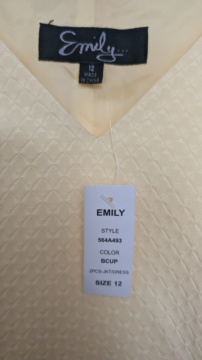 emily grey yellow dress Emily Grey Art Collection Photo (+2.340)