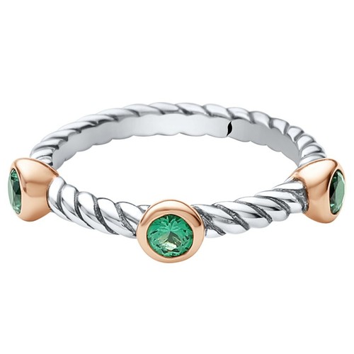 Anillo apilable de 3 piedras esmeralda simulada de 0,45 quilates en plata de ley - Imagen 3 de 5
