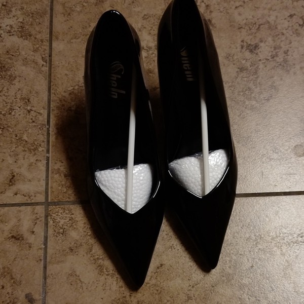 Chaii Womens Black Pointed Toe Stiletto Pump Heels Slip On Mid Sz 6 