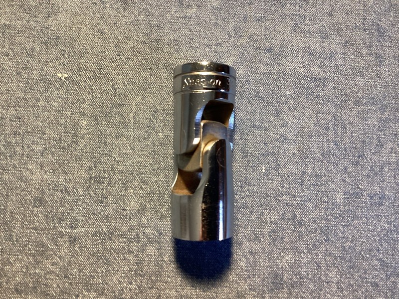 Snap On 1/2" Drive - 6 Point - SAE - 3/4" Size Universal Swivel Socket - SU-24