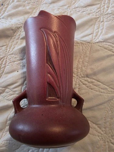 Vintage Roseville Silhouette Grass Vase 780-6