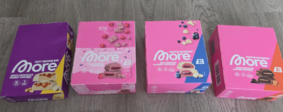 More nutrition Satisbites white chocolate blueberry/pink rasberry/caramel browni