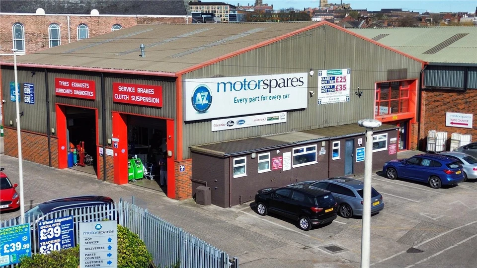 PARA DACIA DUSTER RENAULT MODUS CLIO KANGOO PINZA DE FRENO TRASERO SOPORTE PORTADOR Foto 4 de 4