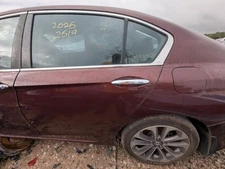 Used Rear Left Door Assembly Rear Side fits: 2015 Honda Accord electric LX L. Re