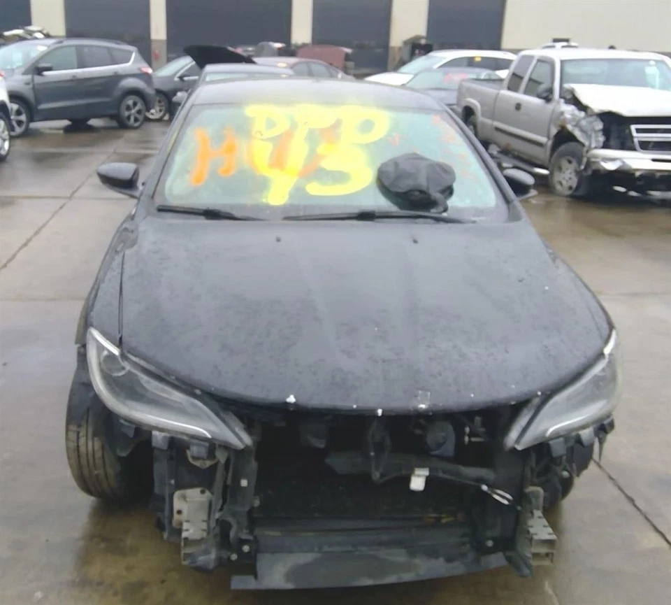 15 2016 17 Chrysler 200 Rear View Mirror Automatic Dimming w/ Microphone - Image 2 of 4