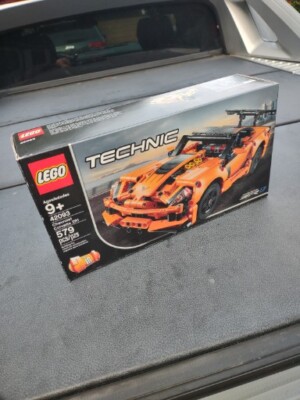 LEGO Chevrolet Corvette ZR1 Technic 42093 - New Sealed