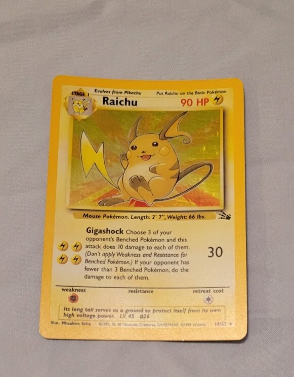 1999 Pokemon Fossil 14/62 Raichu Holo Rare Near Mint