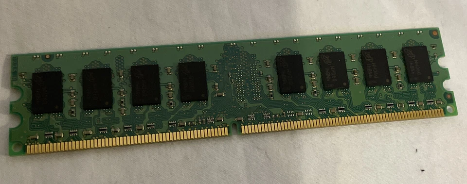 Micron 512MB 2RX8 PC2-4300U-444-11-B0 512MB DDRII 533 CL4 - Image 4 of 4