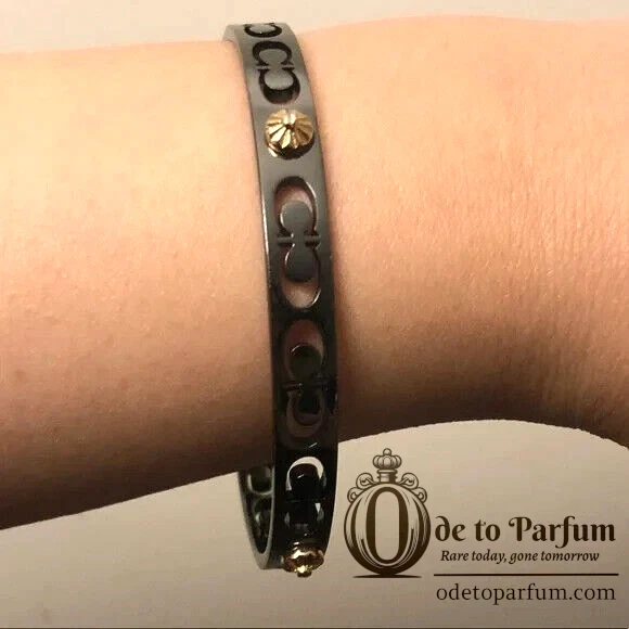 COACH Signature C Bracciale Bracciale Bicolore Pistola & Oro Caldo di riferimento