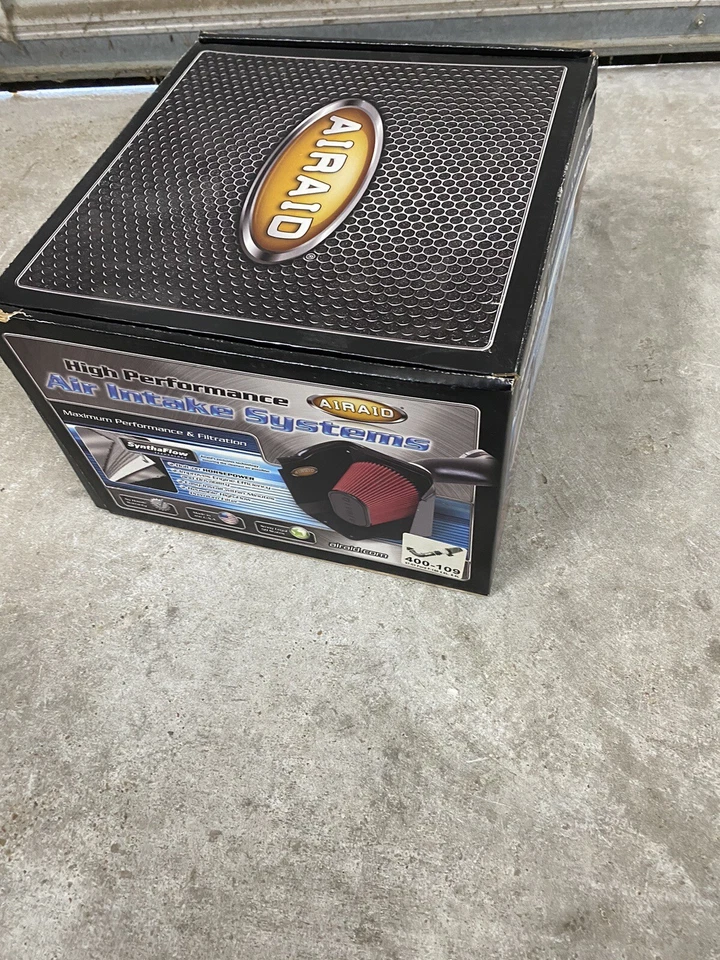 Sistema clásico de admisión de aire frío Airaid 400-109 1997-2003 Ford F-150 4,6 L, 5,4 L Foto 3 de 4