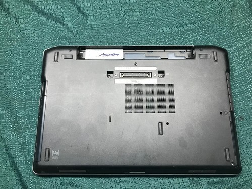 Dell Latitude E6330 i5-3320M @2.6GHz 8GB RAM 13.3" 500GB HDD Windows 10 Pro - Picture 8 of 11