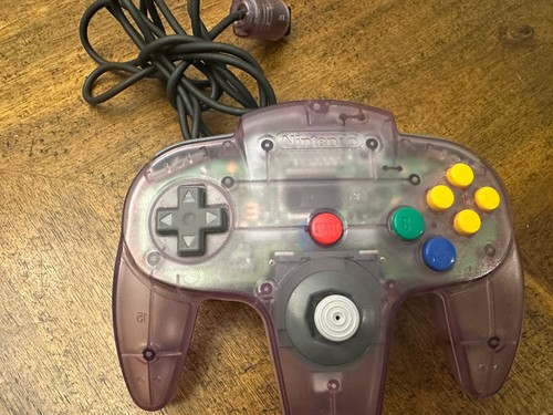 Mando Oficial Nintendo 64 N64 Auténtico OEM Púrpura Atómico Funcionando NUS-005 - Imagen 2 de 4