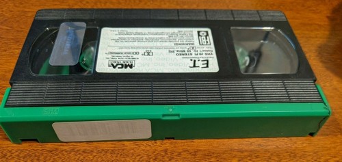 E.T The Extra Terrestrial VHS 1982 Rare Green and Black Tape Spielberg - Picture 7 of 7