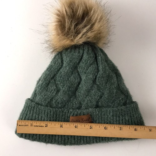 Brit's Knits Green knit winter hat with faux fur pom pom - Picture 5 of 6