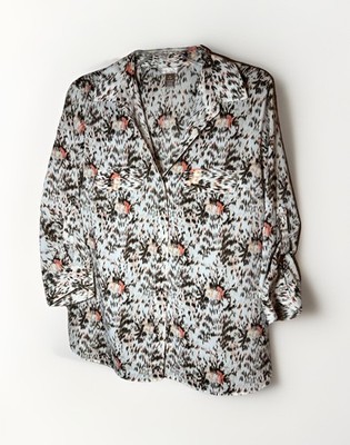 Women's Medium White Stag Button Up Blouse
