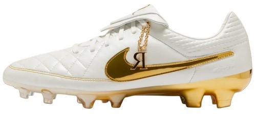 Ronaldinho x Nike Tiempo Legend Touch of Gold - IF4389-100 | eBay