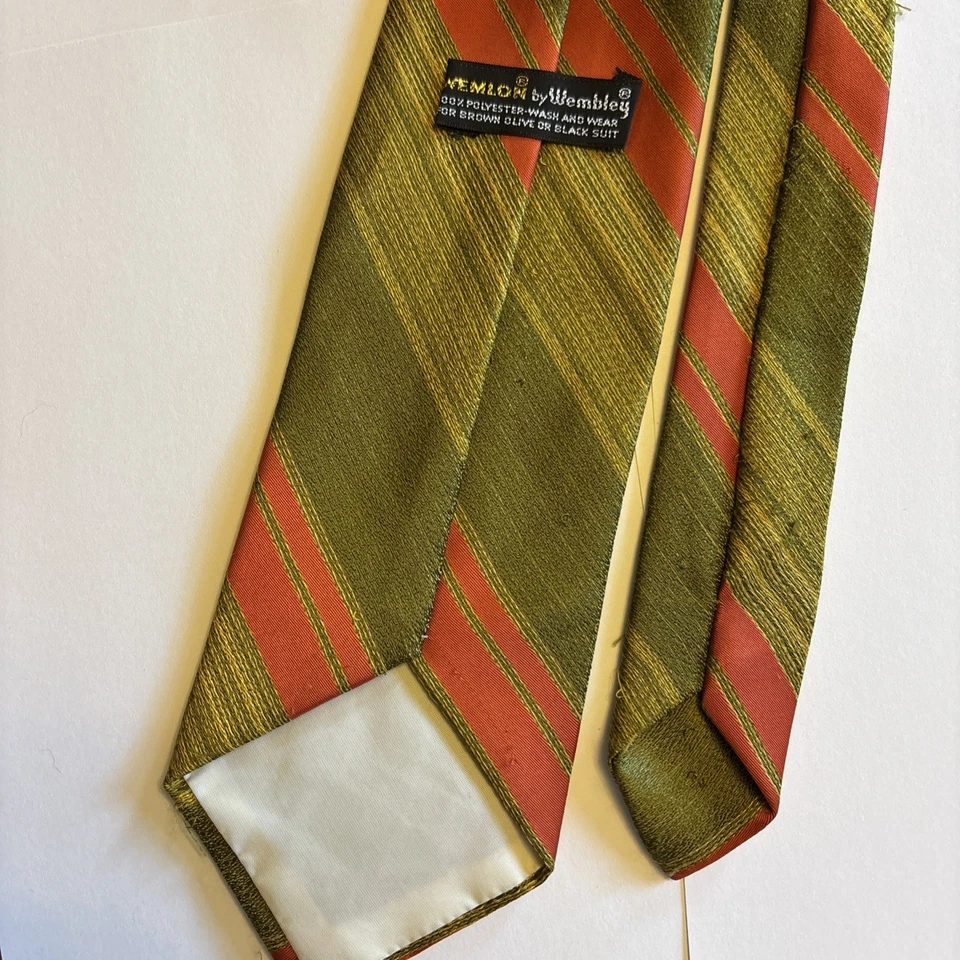 Corbata de Colección Wemlon por Wembley Clásica Ancha para Trajes Marrón Oliva o Negro Retro Foto 3 de 4