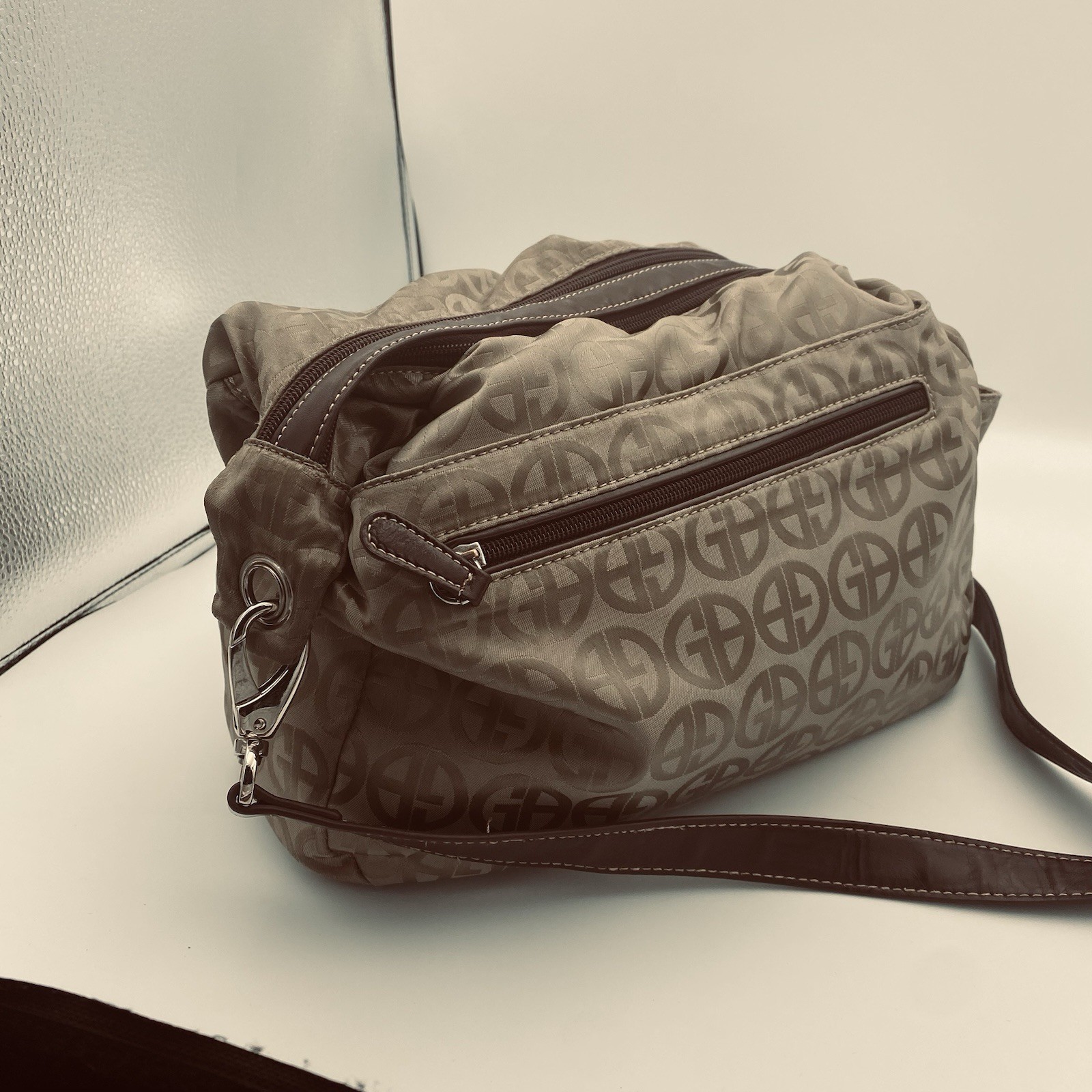 Giani Bernini Tan Nylon Multiple Compartment Sing… - image 2