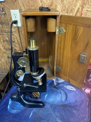 Vintage 1915 Bausch & Lomb Optical Co. Laboratory Microscope