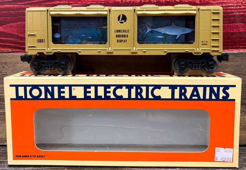 Lionel O-Guage Animated Aquarium Car (6-16681)