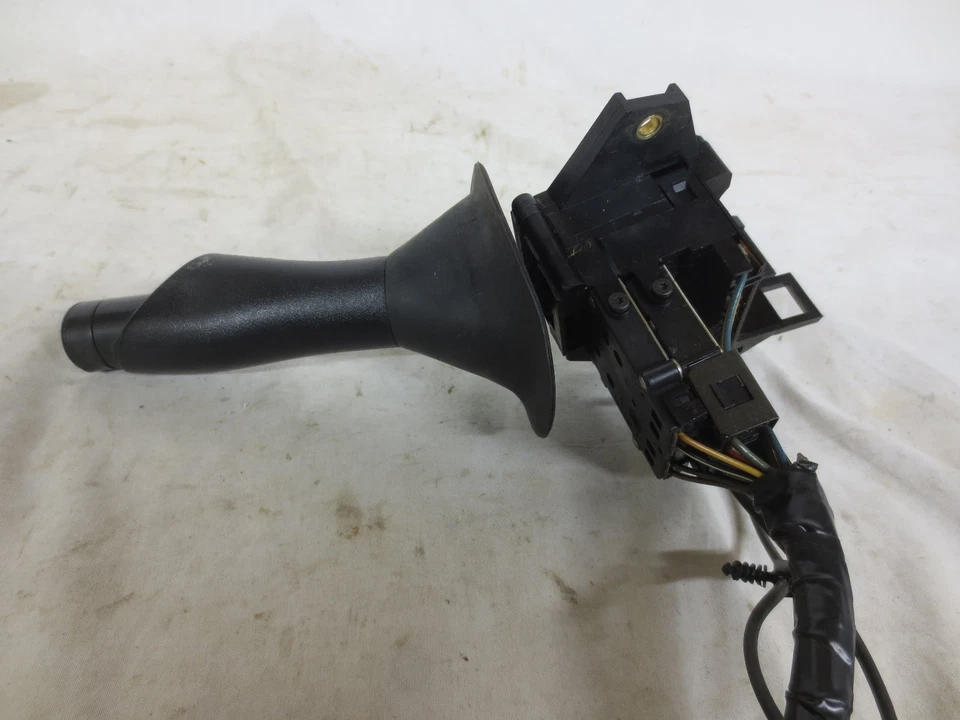 Interruptor multifuncional de seta 95-99 Oldsmobile Aurora ~ 006 11 05 25 - Imagem 4 de 4