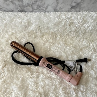 L'ANGE HT015B 1 in Ceramic Curling Wand Dual Voltage 410°F Pink/Rose Gold