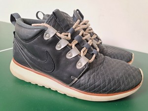 nike roshe run sneaker boots