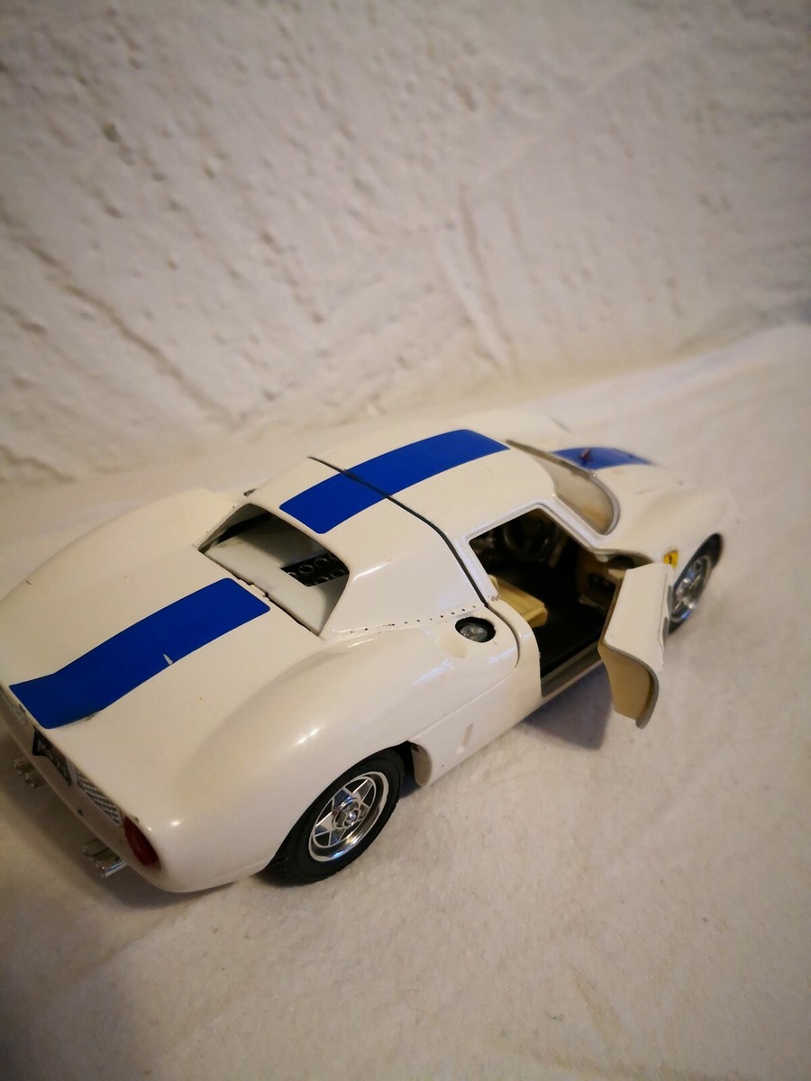1:18 Bburago Ferrari 250 LM 1000km NÜRBURGRING green