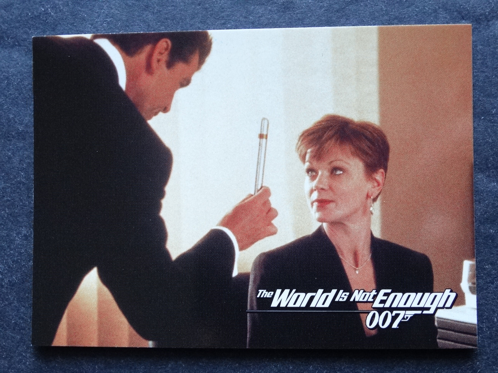 1999 Inkworks James Bond World Is Not Enough Card Complete Your Set U Pick 1-90 - Picture 7 of 118