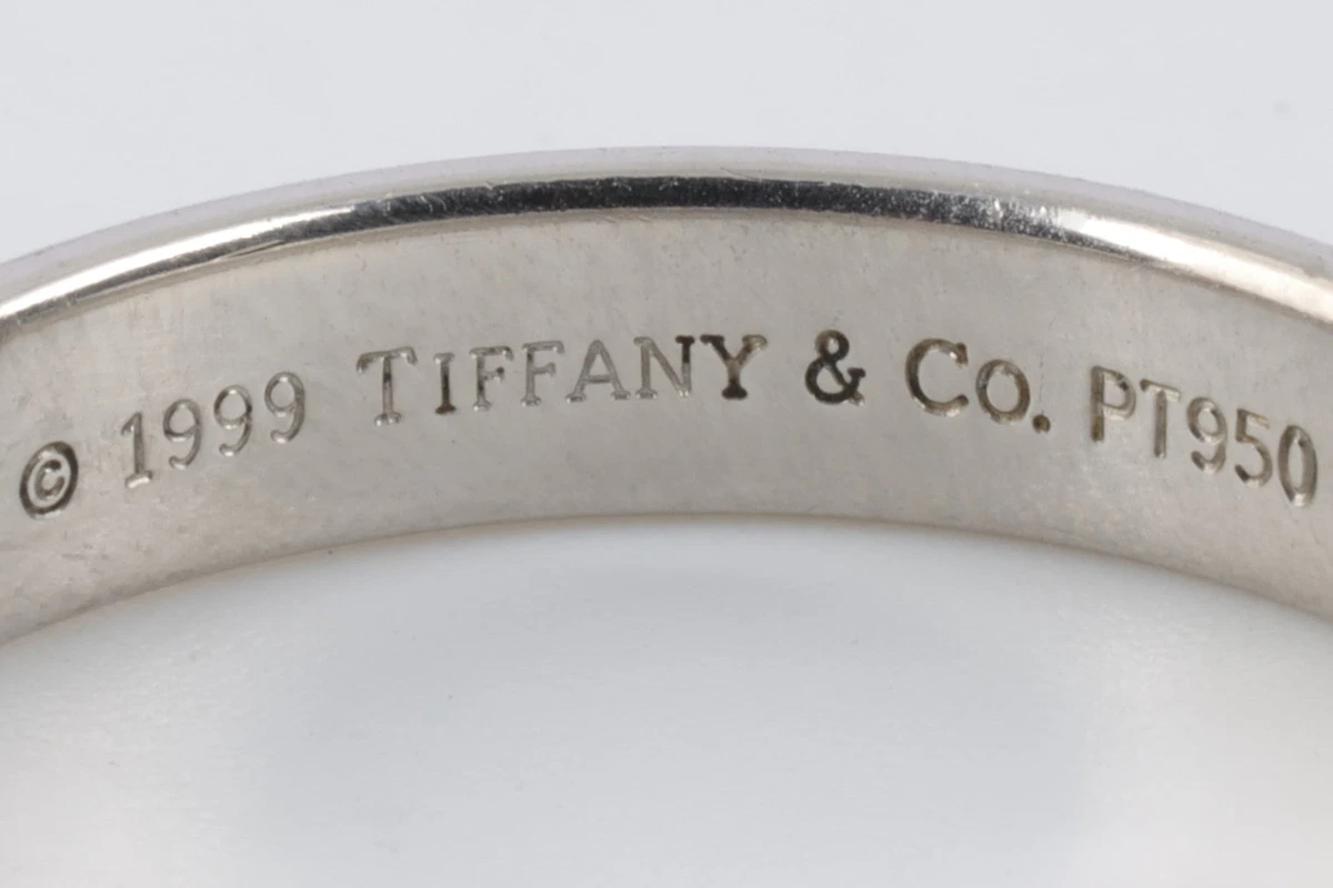 Tiffany satin store finish ring