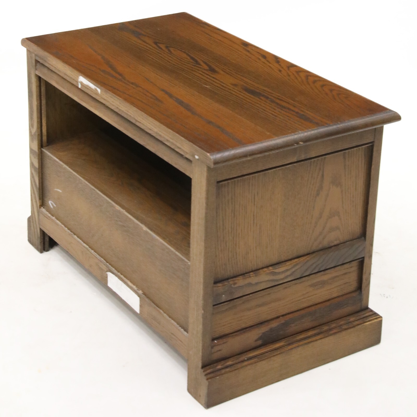 Old Charm TV Stand Leaded Glazed Drawer Model 2226 Light Oak FREE UK